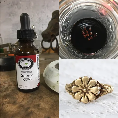 Here is a tip for oxidizing gold from @leahhollrockjewelry - “I use iodine to oxidize my gold jewelry. (I used to use...