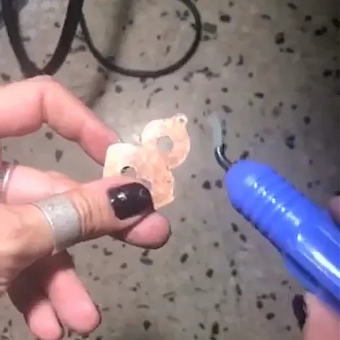 Here is another use for those pipe deburing tools 😍 from @mi.chi.mi - “I use the deburring tool for any circle cutout in...