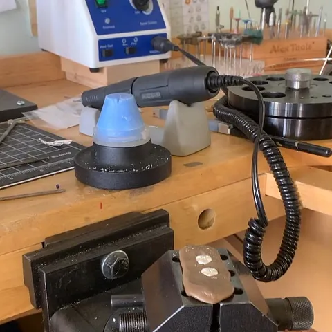#sponsored For this week's #tooltalktuesday, I am showing off my BurLife® Lubricant Portable Base from @riogrande. I love...