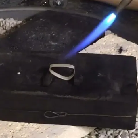 Here is a tip to consider if you’d like a beautiful, seamless bezel from @sara_kratzer - “Fusing fine silver bezels! I...
