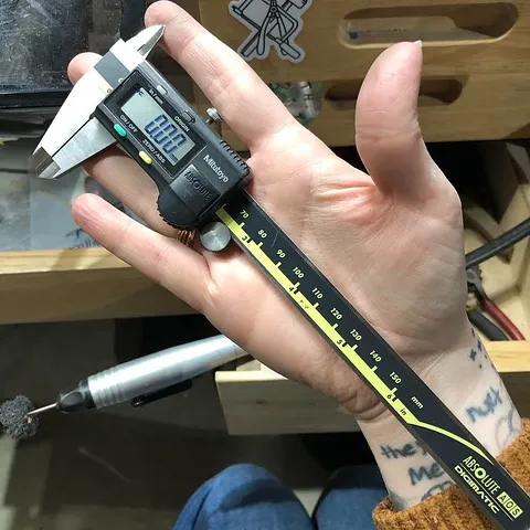 For this week’s #tooltalktuesday Nicole from @knotandsplice told me about her digital calipers! - “I love these digital...