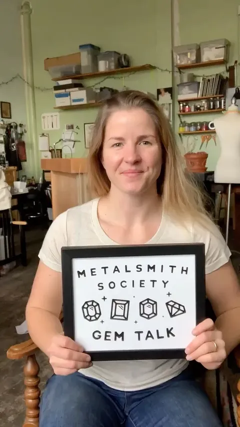 In this episode I’m talking about the beautiful, ethically stones from @conscious_creators and doing a GIVEAWAY for  a...