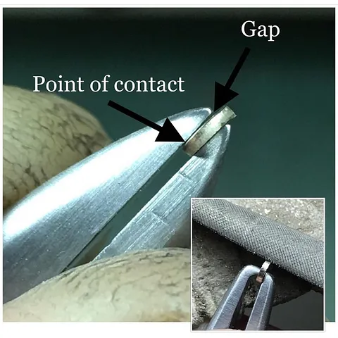 Here is a tool modification from @meszarosjohn - “The problem with holding flat components in scissor action pliers is...
