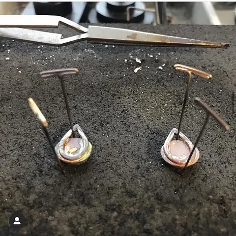 Here is a soldering tip from @rumistone -
“metalsmith friends : if you drink coffee while you work and have shaky hands,...