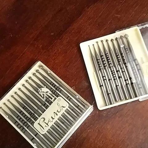 Here is a tip to quickly differentiate between your burs and other bits from @goudsmederijlamoon - “It's a pain in the ***...