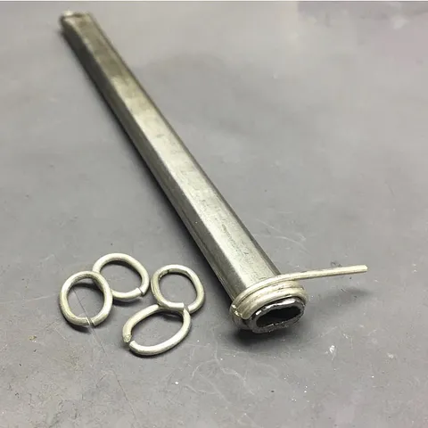 Here is a tip to make oval jump rings from @meszarosjohn - “A quick bench hack, made a oval shaped spit by flattening a...
