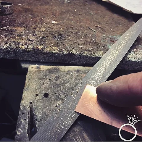 Clogged files got you down? @andrewberryuk has your solution- “Push the straight edge of a piece of copper parallel across...