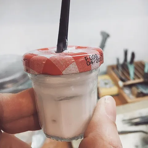 Here is a two part tip if you use #handyflux - found in an article on the @riogrande blog where jeweler @marknelson5121...