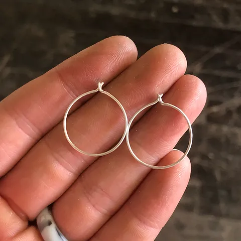 For those that requested some help with creating earrings here is my #diy hoop earring! 1️⃣ Anneal your wire (.8-1mm...