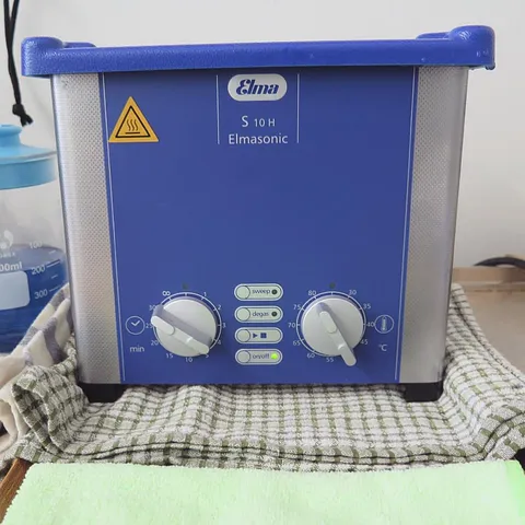 For today’s #tooltalktuesday we are talking about ultrasonics! Shoutouts to @estherweinbergjewellery for these fab images...
