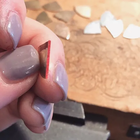 I like this technique used by @blueberryjewelry02 when she is filing an edge - she coats it with sharpie which allows her...