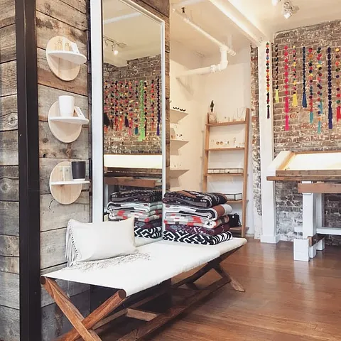 Today Kate Ellen, shop owner @crownnine is sharing tips for approaching retailers with your work. Swipe right for more on...