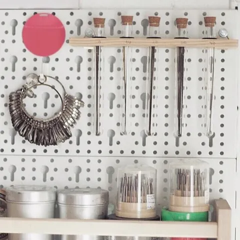 Here is a #diy ✨Test Tube Sawblade Storage✨ tutorial from @lasa_joyas - “You need test tubes, these are 15mm x 150mm, this...