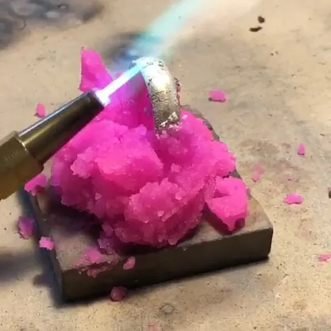 Here is another technique to protect a gemstone during a repair or sizing from @flowmke2 - “It’s not foolproof, but a...