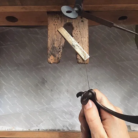 Here is a tip for when you are working in gold from @quittingquincejewellery - “To separate gold sawdust from silver, I...