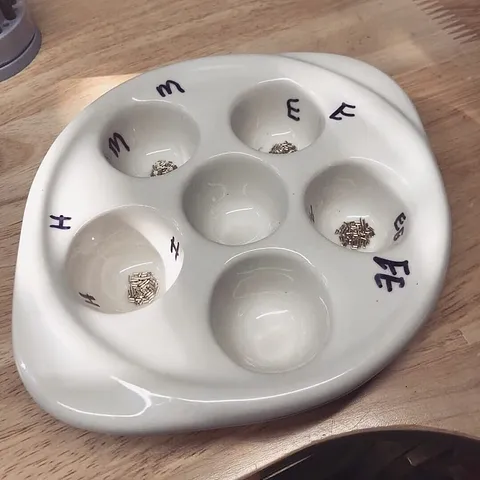 Here is a great solder organizing idea from @bossy.bootz -“I found this escargot plate which is heavy ceramic (less than...