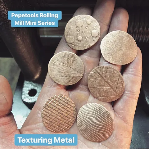 In this week’s Rolling Mill Mini Series post, we are talking TEXTURES 🎉 💃🏼 First  let’s discuss organic items. Always make...