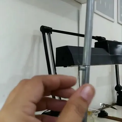 Here is a tip for keeping  a few sawblades within reach while you work from @ebj.escoladejoalheria - use a magnet! Here...