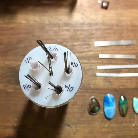 Here is a #diy saw blade organizer from @sweetsilverjewelry - “Spicey” Saw blade organizer 😂: I use an old spice jar with...