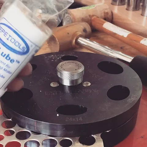 For this #tooltalktuesday I’m super excited to show off my @pepetools_usa Oval Cabochon Disc Cutter (and we have a promo 🙏...