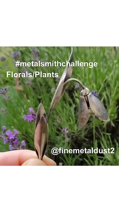 For the month of May the challenge was favorite plants  and/or florals. Once again I was blown away by the submissions of...