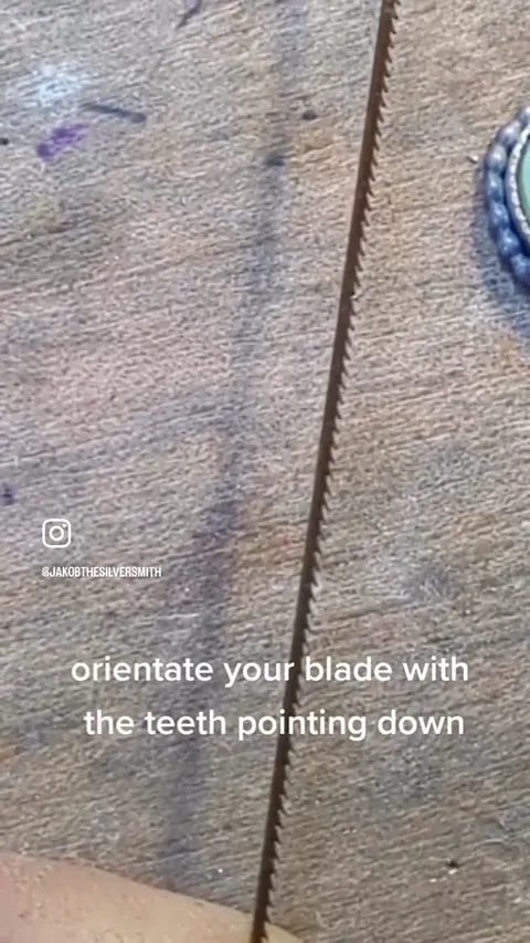 Thank you @jakobthesilversmith for creating this helpful guide to sawing for the beginners in our community. “This $*%t...