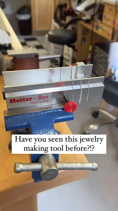 Comment including the words “this looks cool” and I will DM a link to this Matt™ Matter Miter Box &amp; Saw from...
