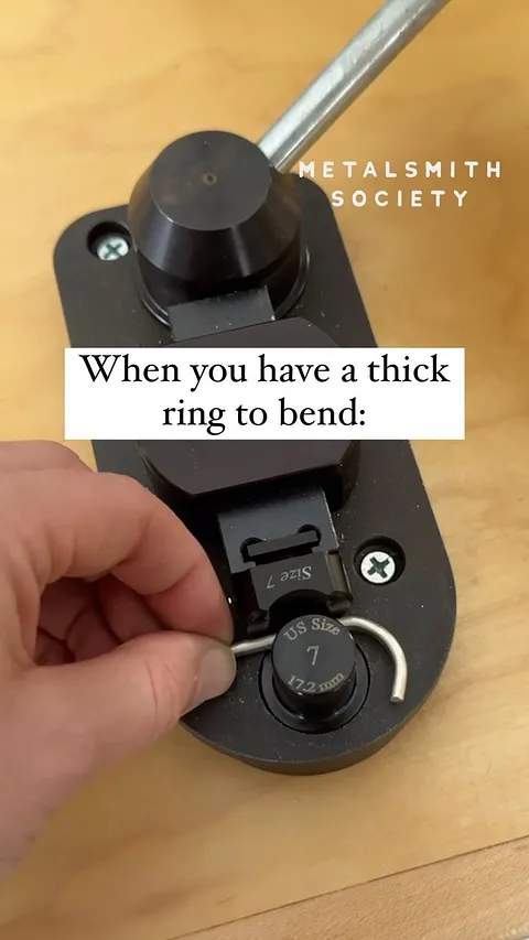 A fantastic tool but also a technique to prep a ring seam for soldering. “If you see light, it ain’t right!”⁣
⁣
COMMENT...