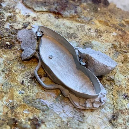 Here is a tip for positioning work while you solder from @amypetersstudio - “I try to stay away from 3rd hands when...