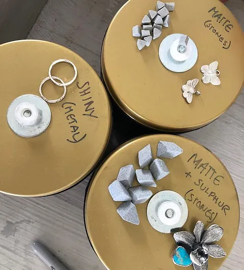 Here is a tumbling tip from @foxandblue - “I’ve found it easier to separate my steel shot and other tumbling media instead...