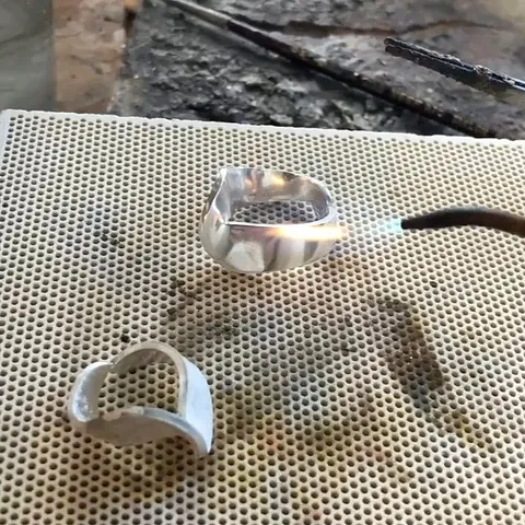 Here is a tip for getting a nice white look to your silver from @susanmcginnessjewellery
- “The uneven coloring called...