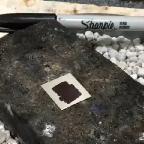 Here is an annealing tip from @jkretzmerjewelry - “I apply some sharpie to my metal, and heat with a fluffy flame. When...