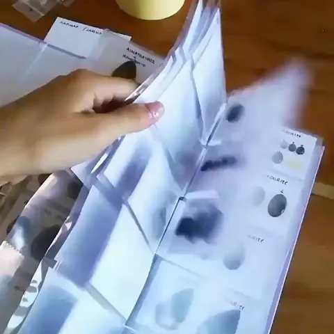 Here is a technique for organizing your cabochons from @kosmo.jewellery - “ I place the stones on these boards with...