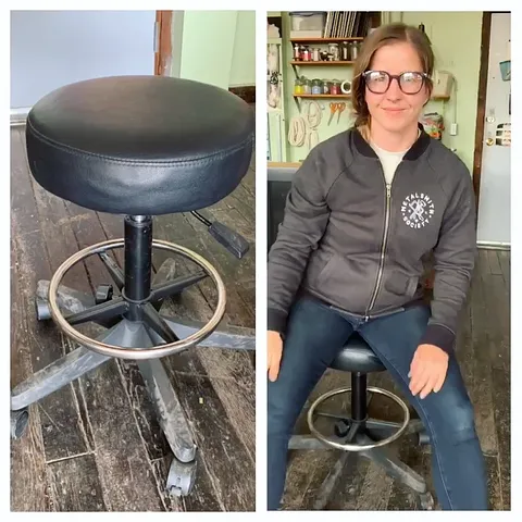 #affiliate For this #tooltalktuesday I want to talk about my beloved @durstontools padded stool (I actually have two of...