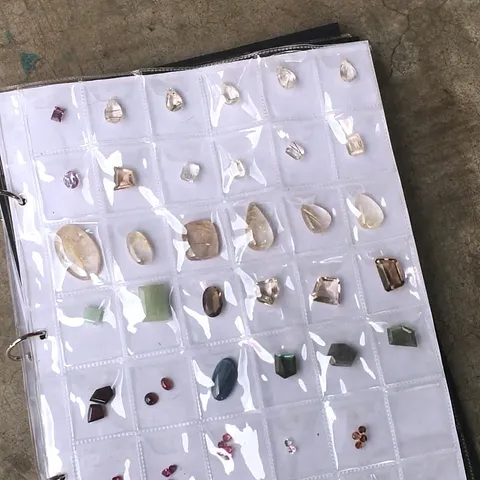 Here is a tip for storing your gemstones from @maievangelista - “A neat trick my friend, @li.ap taught me on organizing...