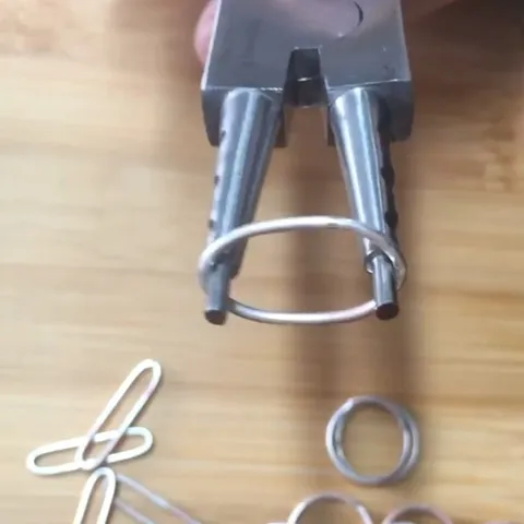 Here is a technique to make your jump rings oval from @maggiejjewelry - “After soldering my jump rings closed, I stretch...