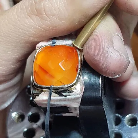 Here are two bezel tips from @aimeesutanto - “1. You know how sometime you try to cut that perfect snug fit for your stone...