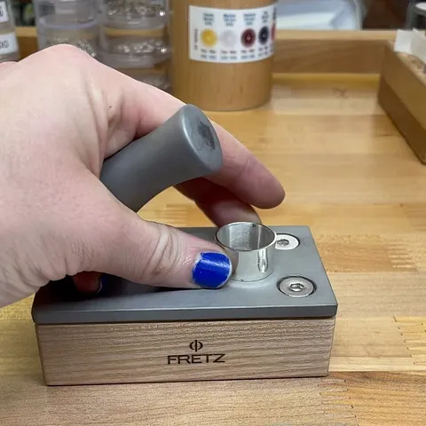 #affiliate For this week’s #tooltalktuesday I am excited to show off the Fretz Spinner Ring Maker available from...