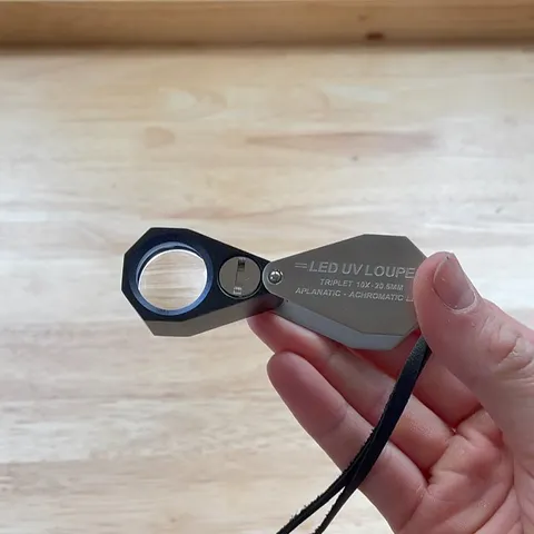 #affiliate For this week’s #tooltalktuesday I wanted to talk about my most important accessory in the studio: my loupe...