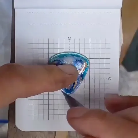 Here is a design tip from @darci_shea - “I use graph paper to design my settings. The little booklets I use are made by...
