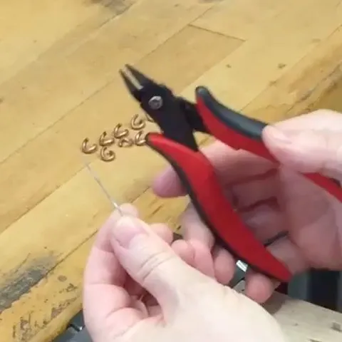 Here is a sanding tip from @10gables - “My husband is an architect, so I love to raid his toolbox. I found a vintage...