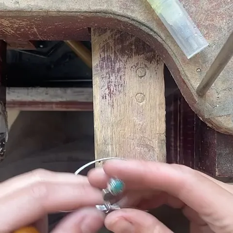 Here’s a tip for setting stones in studs from @intidesignstudio - “I drill a hole in my bench that’s deep enough for the...