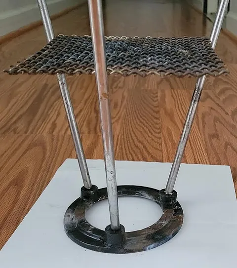 Here is a tip for soldering with a tripod from Stacy Goldberg Kropp from Inspiring Metalsmiths Jewelry Group on Facebook -...