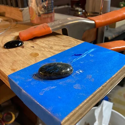 Here is a tip for wrapping bezel wire from @carlson_creates - “On a scrap piece of wood I have wrapped painters tape...