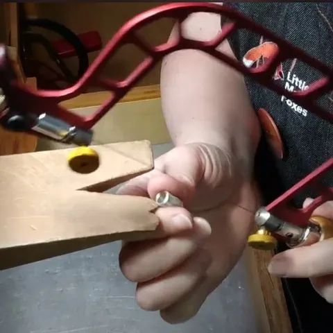 Here is a sawing tip from @littlemetalfoxes - “Having trouble sawing a coil of wire to make jump rings? Try putting your...