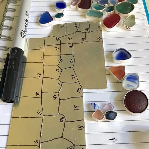 Here is a tip for making a ton of bezels at once from @thistinyocean - “I thought this quick tip could be helpful to those...