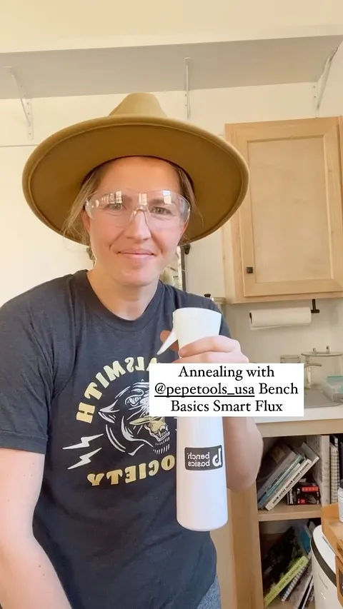 Flux link in my profile! #tooltalktuesday this week I’m showing off pepetools_usa new Bench Basics Smart Flux and their...