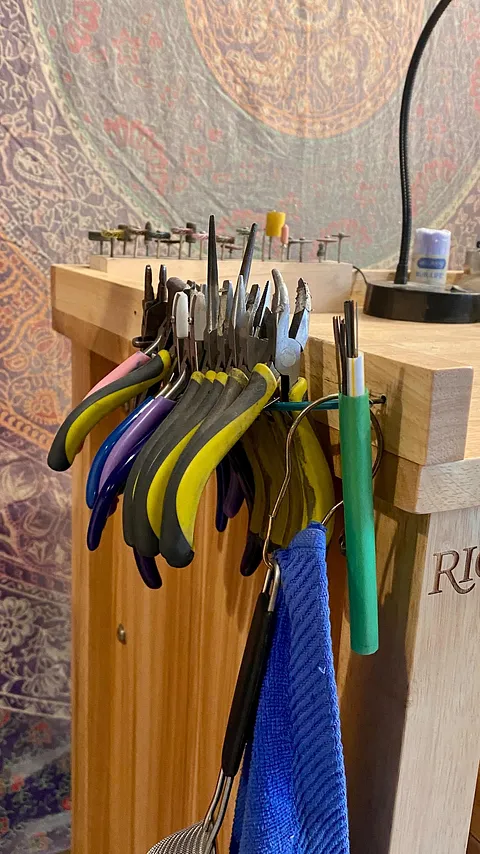 Here is a #diy plier holder from @mageofmetals - I use a rubber-coated wire that can be found in the gardening section at...