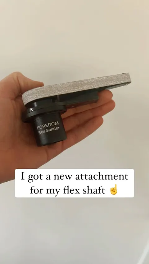 For this week’s #tooltalktuesday I’m sharing a new tool I got that attaches to my Foredom H.30 Handpiece (which is the...