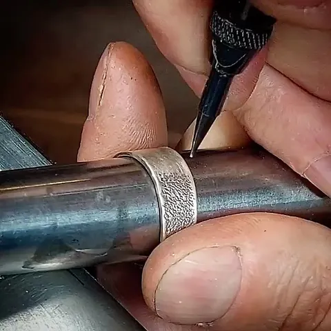 Here is a texturing tip from @martindenoch - 
"Using a hammer handpiece to create some interesting texture on a silver...